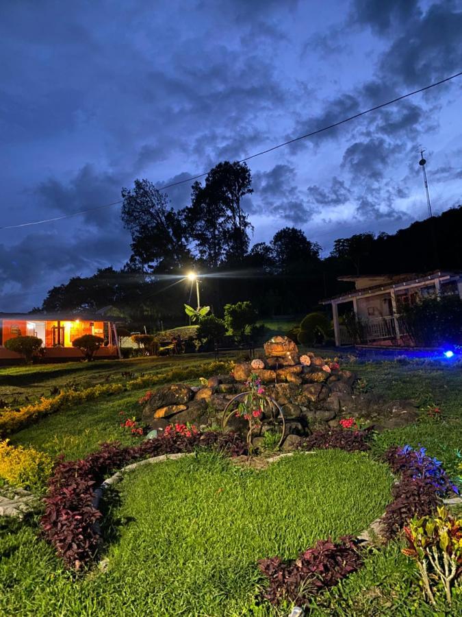 Cabanas Y Flores Jericoc  Eksteriør billede
